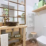 Cozy Close To The Airport By Next Stop Bilbao Séjour chez l'habitant